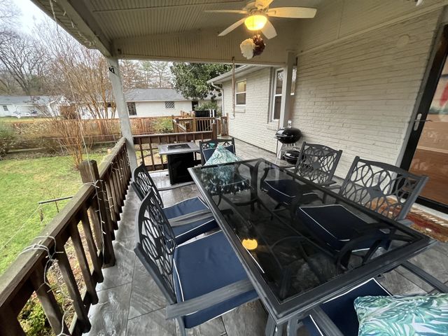 9008 Forest Lawn Dr, Brentwood, TN 37027