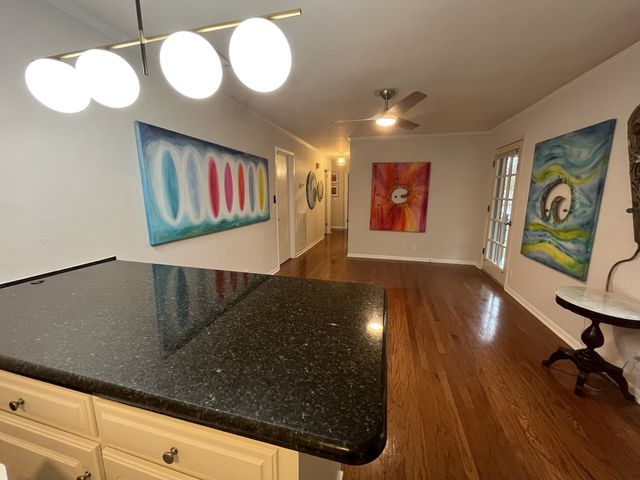 9008 Forest Lawn Dr, Brentwood, TN 37027