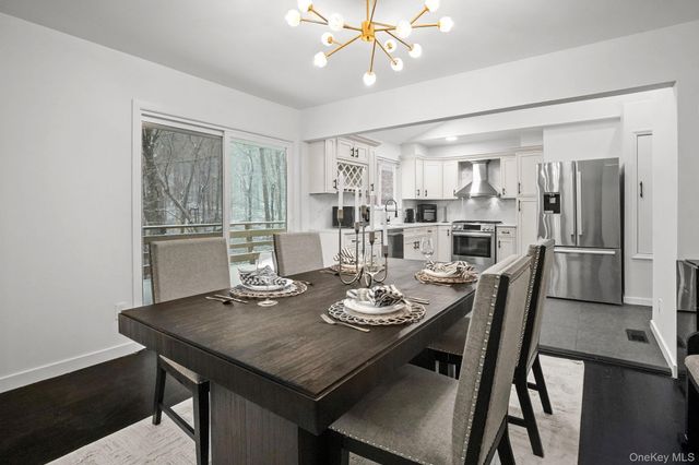 29 Meadow Lane, Chappaqua, NY 10514