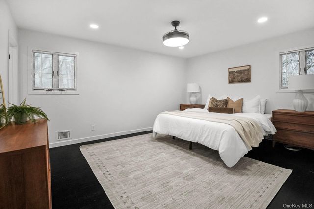 29 Meadow Lane, Chappaqua, NY 10514