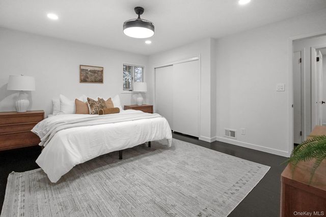 29 Meadow Lane, Chappaqua, NY 10514