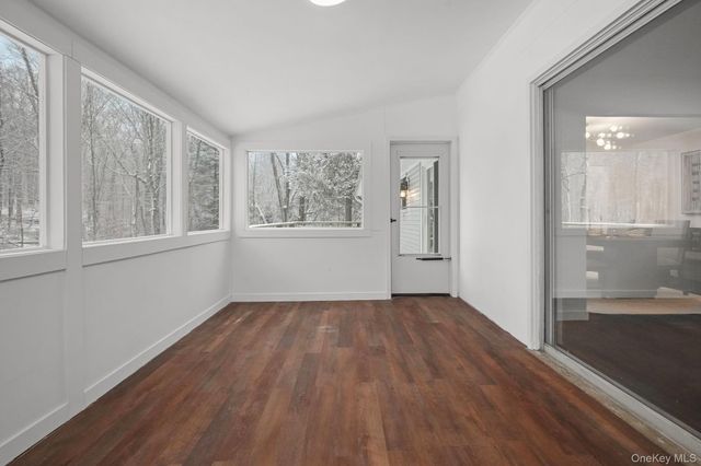 29 Meadow Lane, Chappaqua, NY 10514