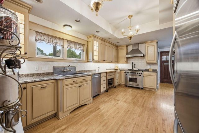 3501 10th Avenue S, Minneapolis, MN 55407