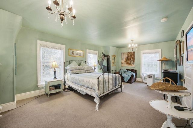 3501 10th Avenue S, Minneapolis, MN 55407