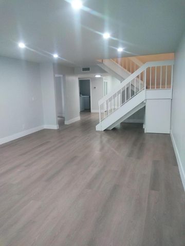 9727 N New River Canal Road 629, Plantation, FL 33324