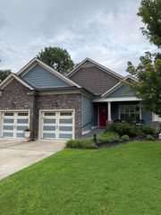8422 Kennerly Court, Ooltewah, TN 37363