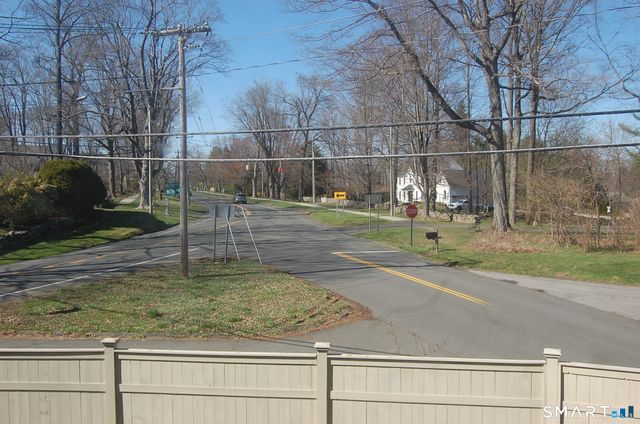 410 Wilton Road West North, Ridgefield, CT 06877