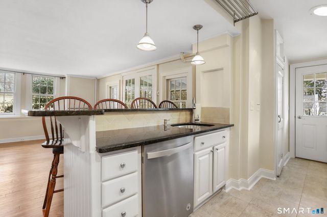 410 Wilton Road West North, Ridgefield, CT 06877