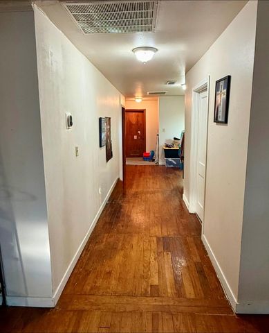 700 E Wallisville Road, Highlands, TX 77562