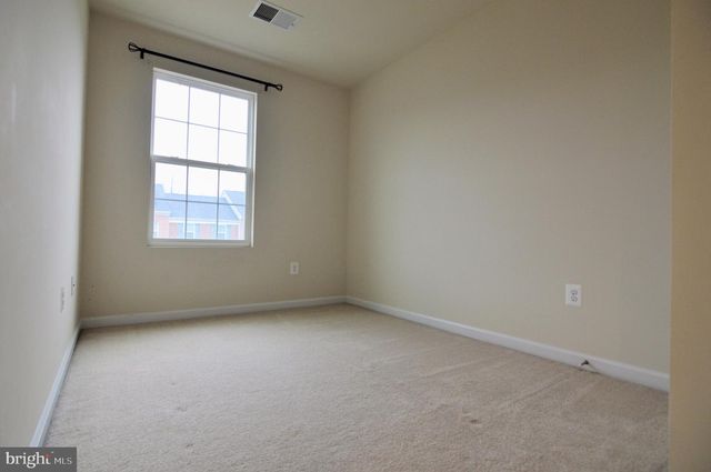 11696 PALM DESERT PL, Waldorf, MD 20602