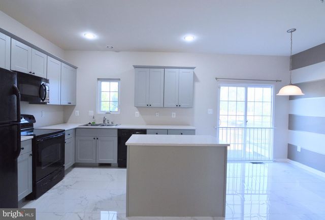 11696 PALM DESERT PL, Waldorf, MD 20602