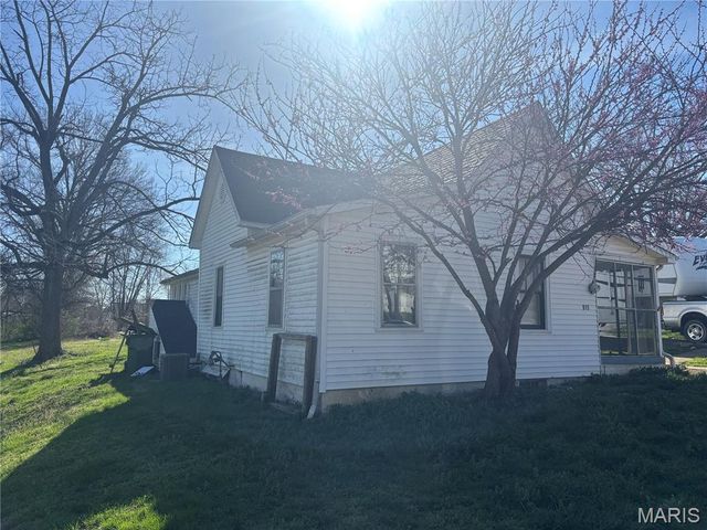 811 Andrews Street, Fredericktown, MO 63645