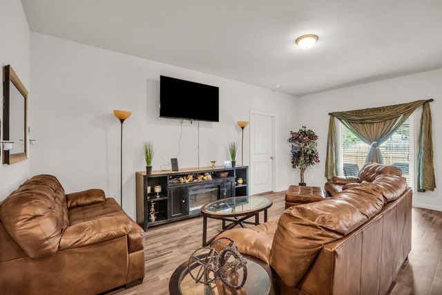 3635 Chestnut Oak Drive, Dallas, TX 75253