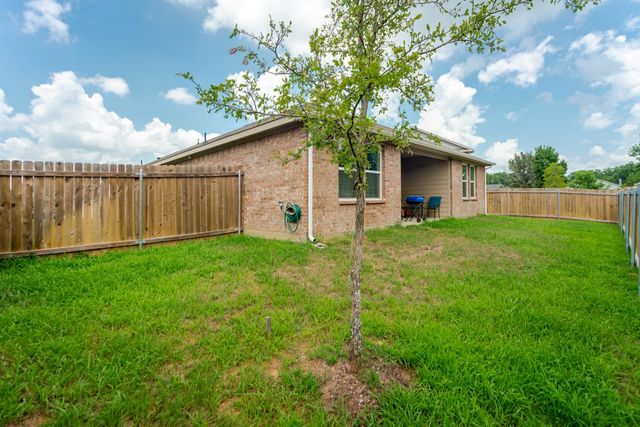3635 Chestnut Oak Drive, Dallas, TX 75253