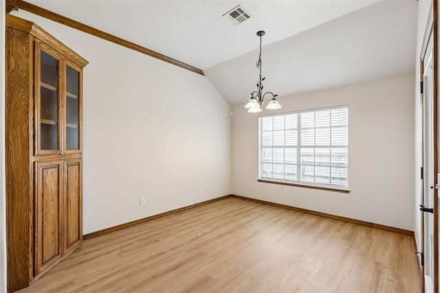 2613 Jefferson Drive, Moore, OK 73160