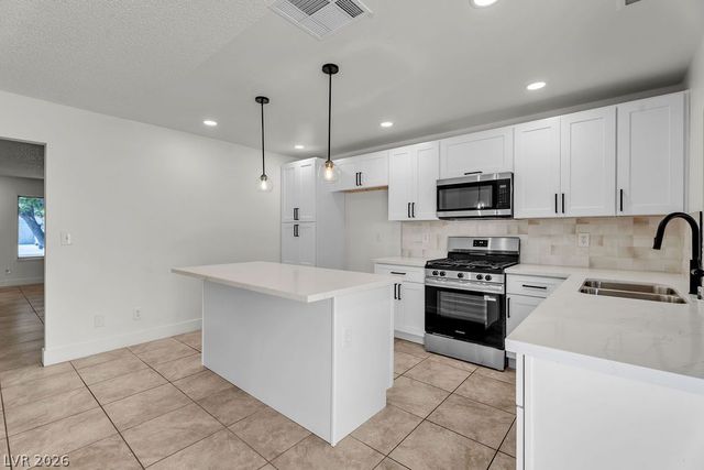 4340 Wendy Lane, Las Vegas, NV 89115