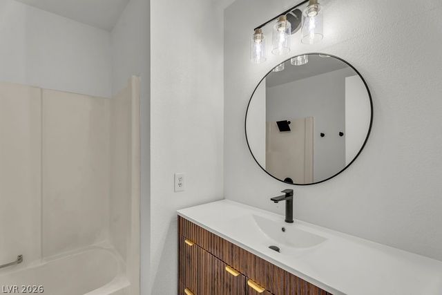 4340 Wendy Lane, Las Vegas, NV 89115