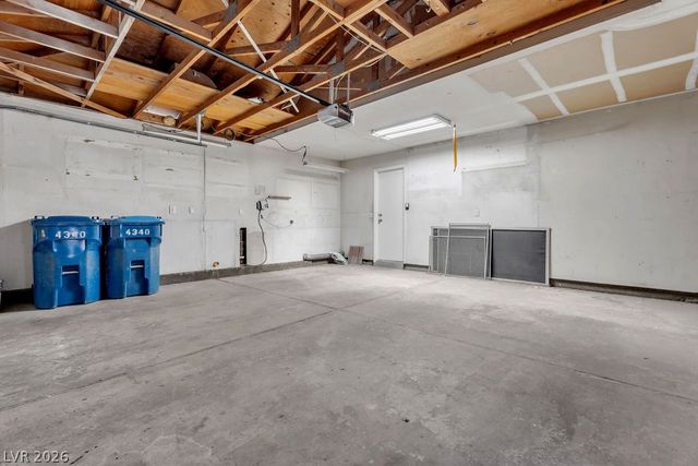 4340 Wendy Lane, Las Vegas, NV 89115