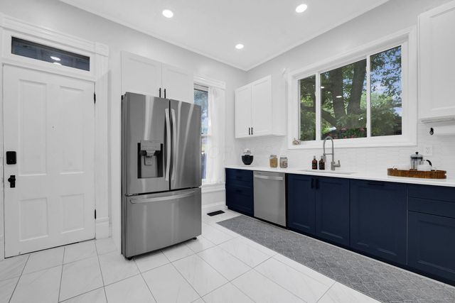 1345 Dennison Avenue, Columbus, OH 43201