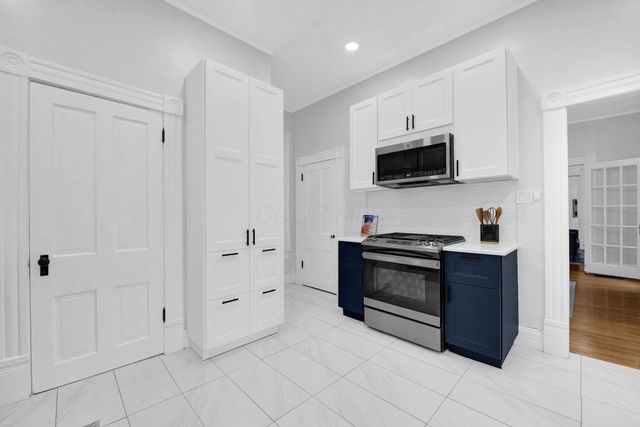 1345 Dennison Avenue, Columbus, OH 43201