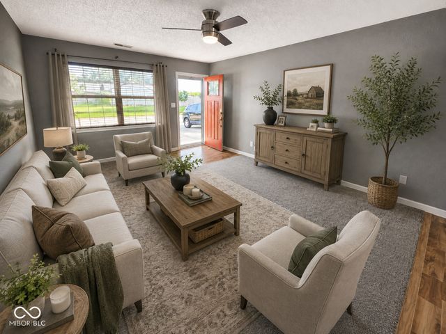 134 Meadow Creek South Drive, Whiteland, IN 46184