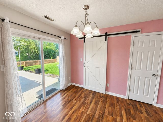 134 Meadow Creek South Drive, Whiteland, IN 46184