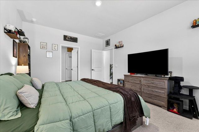 133 Cloverleaf Street, Summerville, SC 29483