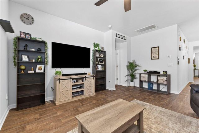 133 Cloverleaf Street, Summerville, SC 29483