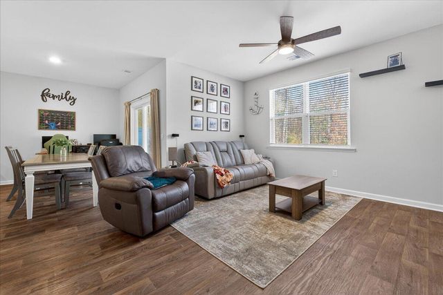 133 Cloverleaf Street, Summerville, SC 29483