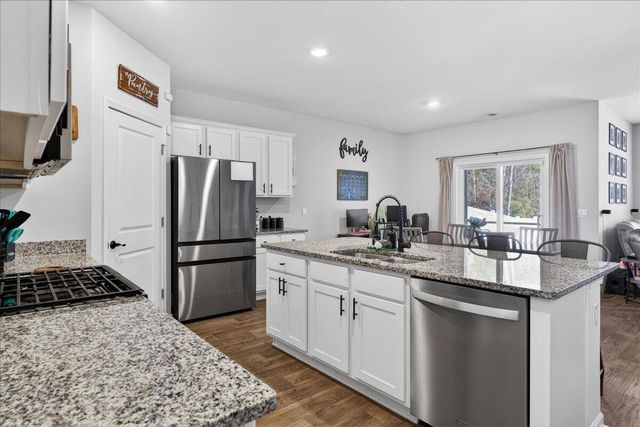 133 Cloverleaf Street, Summerville, SC 29483