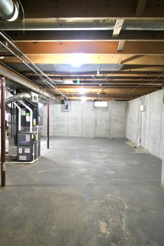 2547 AVENUE H, Council Bluffs, IA 51501