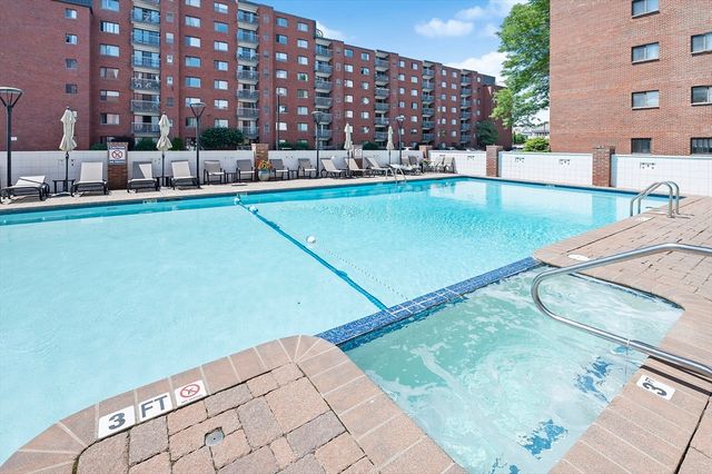 28 Ninth St 304, Medford, MA 02155