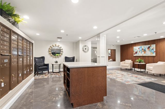 28 Ninth St 304, Medford, MA 02155