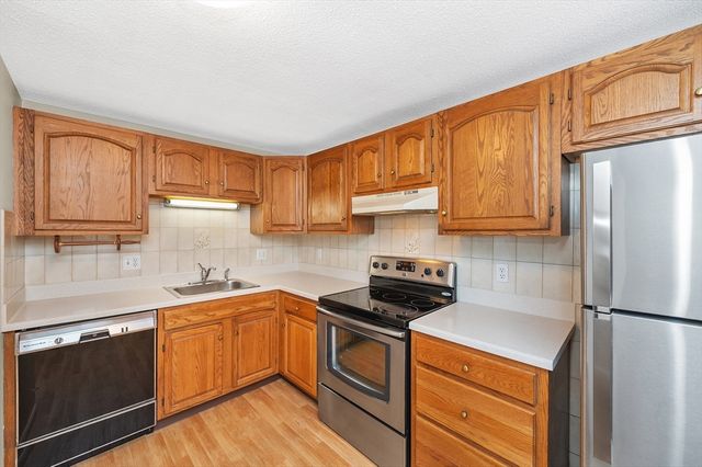 28 Ninth St 304, Medford, MA 02155