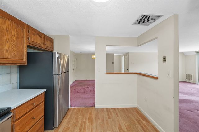 28 Ninth St 304, Medford, MA 02155