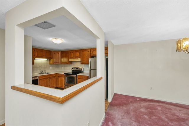 28 Ninth St 304, Medford, MA 02155