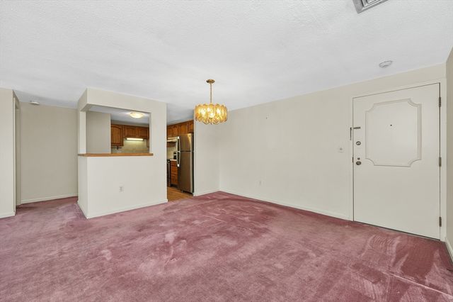 28 Ninth St 304, Medford, MA 02155
