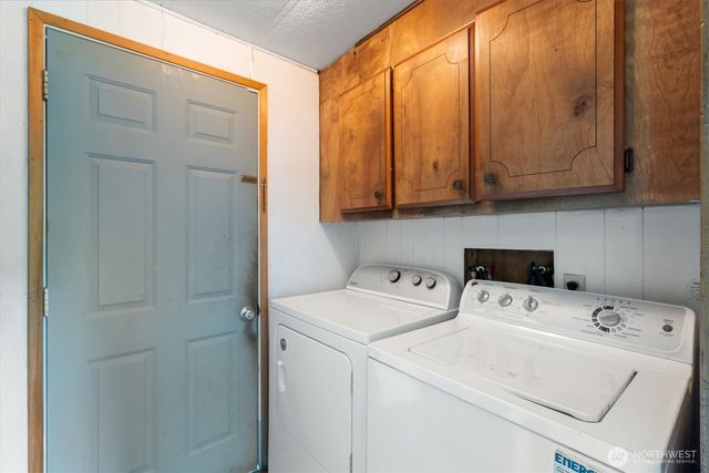 157 Camelot Drive, Castle Rock, WA 98611