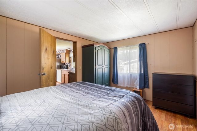 157 Camelot Drive, Castle Rock, WA 98611
