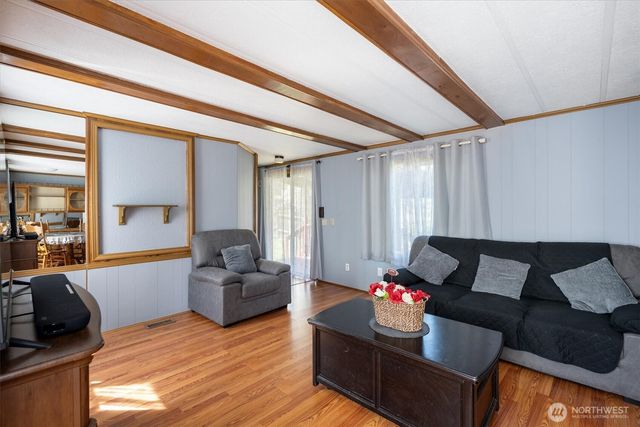 157 Camelot Drive, Castle Rock, WA 98611