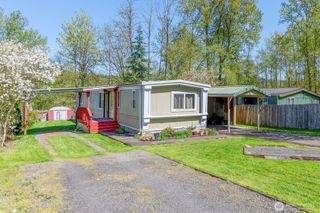 157 Camelot Drive, Castle Rock, WA 98611