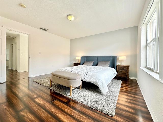 639 NW 130th Way, Pembroke Pines, FL 33028