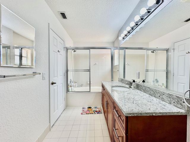 639 NW 130th Way, Pembroke Pines, FL 33028