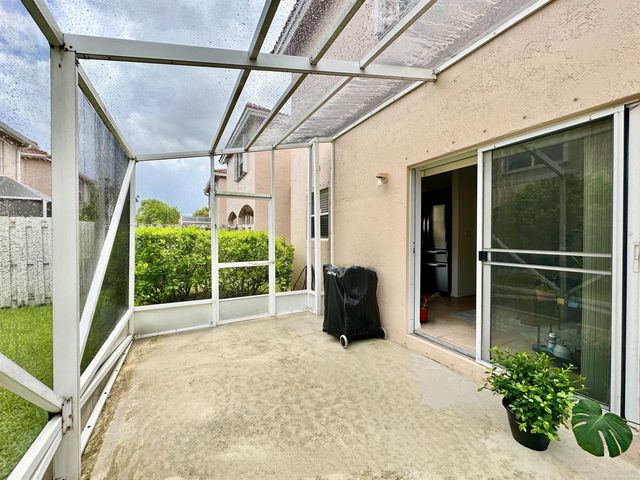 639 NW 130th Way, Pembroke Pines, FL 33028