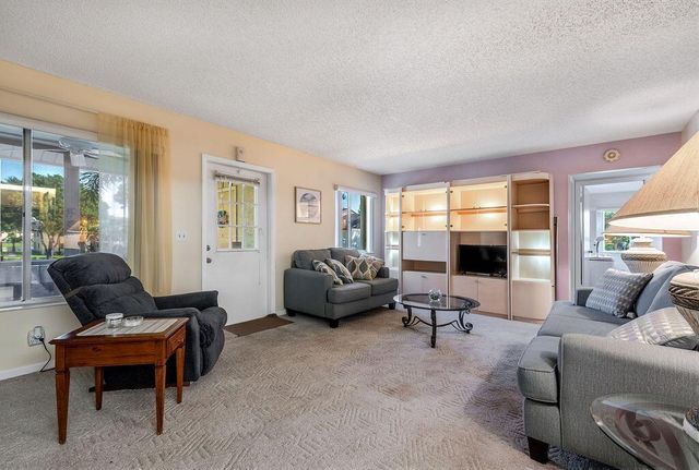 141 Lake Pine Circle A-2, Greenacres, FL 33463