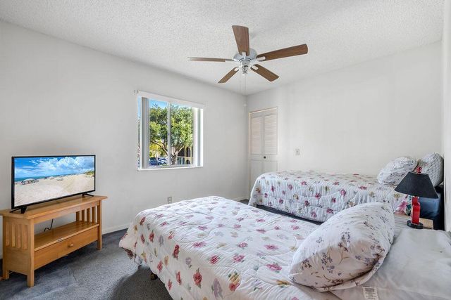 141 Lake Pine Circle A-2, Greenacres, FL 33463
