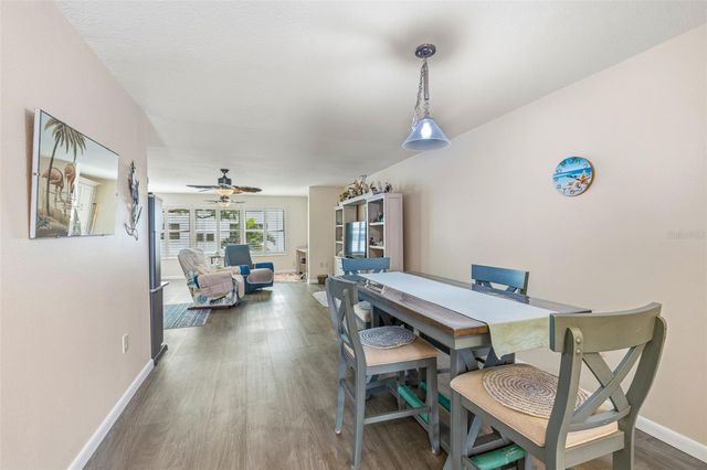 5521 80TH STREET N 212, St Petersburg, FL 33709