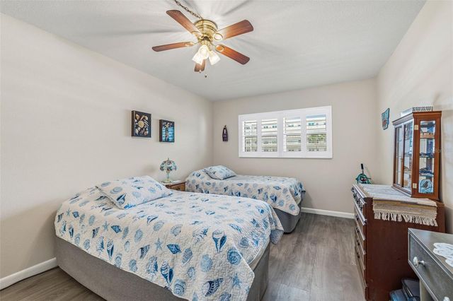 5521 80TH STREET N 212, St Petersburg, FL 33709