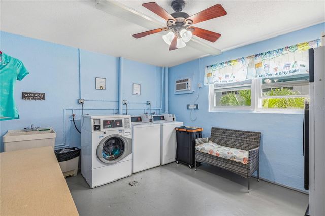 5521 80TH STREET N 212, St Petersburg, FL 33709