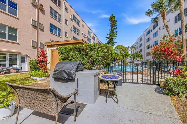 5521 80TH STREET N 212, St Petersburg, FL 33709